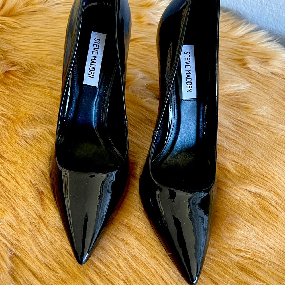Steve Madden size 8 - Picture 1 of 4